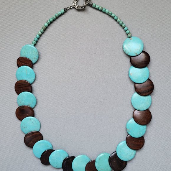 TURQUOISE DISK NECKLACE - Picture 5 of 5